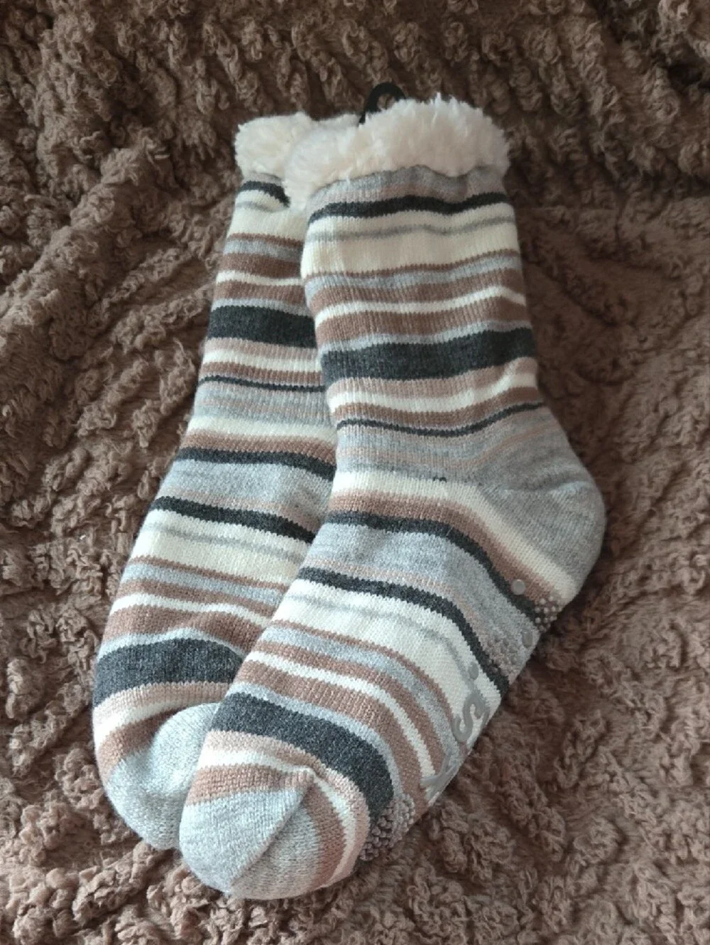 Muk Luks Women’s Cabin Socks - Cream, Tan & Gray Stripes